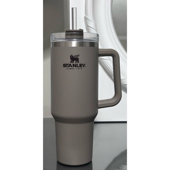 Stanley Adventure Quencher 40oz Tumbler- SILT - Picture 2 of 5